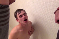 Limited Boys Pissing Deal s1